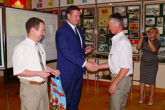 В Пензе 25 ветеранов ВДВ получили юбилейные награды