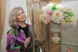 В Пензе открылась выставка цветов из сахара