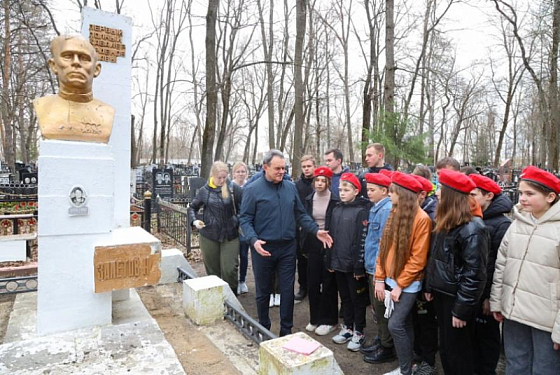Валерий Лидин в рамках рабочей поездки в Сердобск дал старт кампании по подготовке мемориалов ко дню Победы