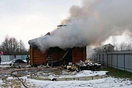 Пожар в Пензенском районе тушили 16 огнеборцев