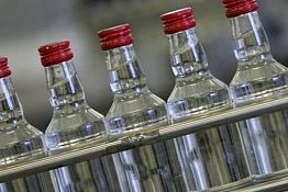 Двое пензенцев осуждены за продажу 10 тыс. бутылок «левого» алкоголя Двое пензенцев осуждены за продажу 10 тыс. бутылок «левого» алкоголя