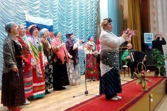 Пензячка Тамара Марсова отметила День народного единства концертом в Доме ветеранов