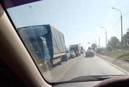 В районе Чемодановки организовали реверсивное движение