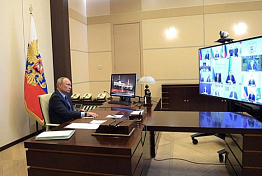 Путин провел совещание по вопросам развития автомобильной промышленности