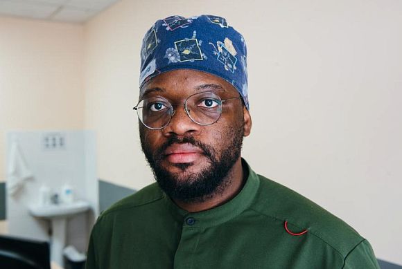 Травматолог из Анголы: иностранец стал востребованным врачом в Пензе