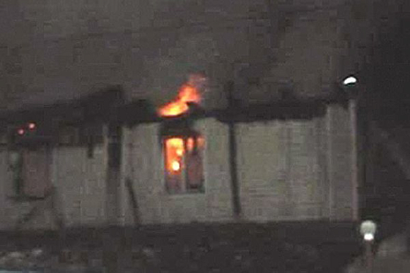 В Столыпино жилой дом от огня спасали 23 пожарных