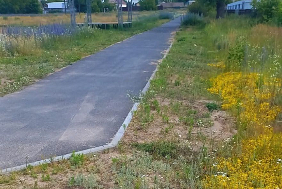 В селе Индерка началась благоустройство территории возле стадиона