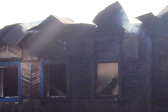 Пожар на Новой Деревне под Земетчино тушили 12 спасателей