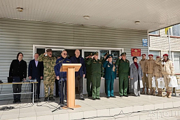Олег Мельниченко и Вадим Супиков напутствовали пензенских призывников