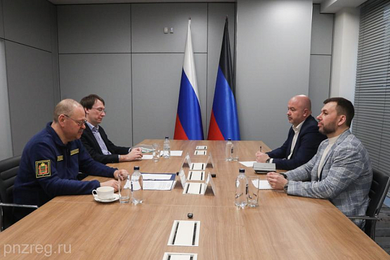 Мельниченко и Пушилин обсудили укрепление взаимодействия между регионами