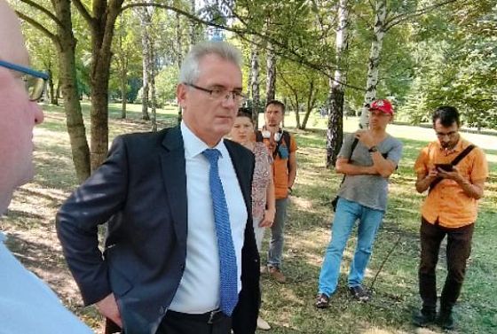 Белозерцев рассказал о судьбе парка Победы в Арбеково