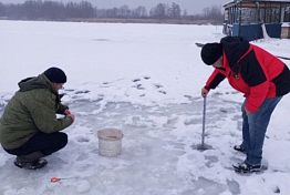 В Пензе узнали толщину льда на водоемах