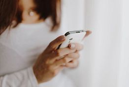 17-летний парень вымогал у пензячки 72 тысячи рублей за интимные фото 17-летний парень вымогал у пензячки 72 тысячи рублей за интимные фото