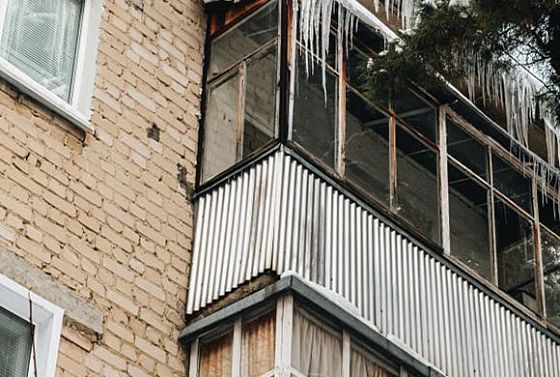 В Пензе обрушился балкон квартиры на четвертом этаже