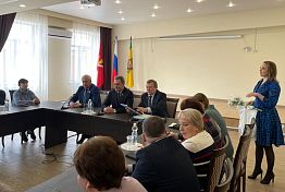Валерий Лидин отметил важность исполнения наказов избирателей Валерий Лидин отметил важность исполнения наказов избирателей