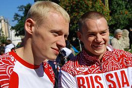 Кузнецов и Захаров завоевали «золото» в синхронных прыжках