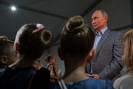 Путин встретился с будущими учащимися Академии хореографии Севастополя