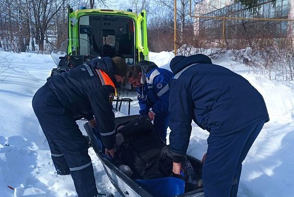 В Пензе у рыбака прихватило сердце на льду Сурского водохранилища