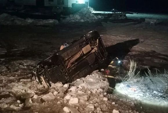 Пензенские спасатели опубликовали фото с места ДТП в Средней Елюзани