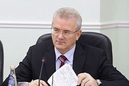 И. Белозерцев выступил с докладом о развитии импортозамещения в АПК И. Белозерцев выступил с докладом о развитии импортозамещения в АПК