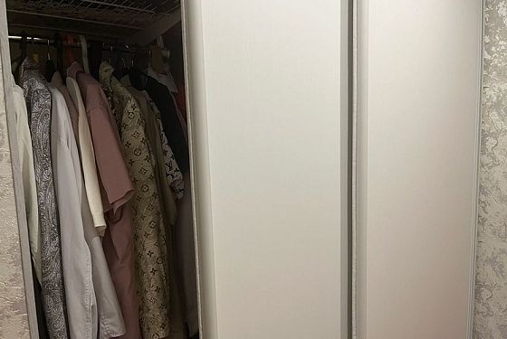 Пензенец пытался задушить жену из-за собранного другим мужчиной шкафа