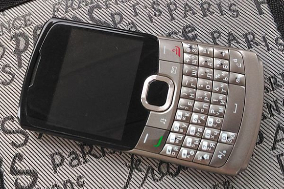 В Пензе работник ТЦ украл телефон из камеры хранения