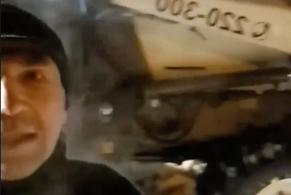 Трактор на дороге вызвал гнев мэра Пензы