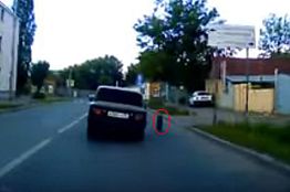 В Пензе в районе Центрального рынка у авто на ходу отлетело колесо