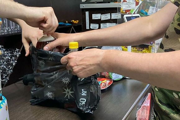  В Пензе составили 10 протоколов за продажу алкоголя в день «Последнего звонка»