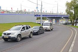 Мельниченко распорядился отрегулировать автотранспортную ситуацию в районе Бакунинского моста Мельниченко распорядился отрегулировать автотранспортную ситуацию в районе Бакунинского моста