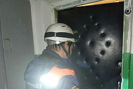 Двое пензенцев просили о помощи из закрытой квартиры