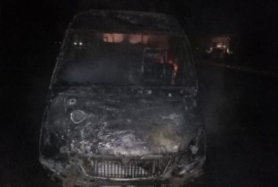В сети появилось видео загоревшейся ГАЗели в Пензе