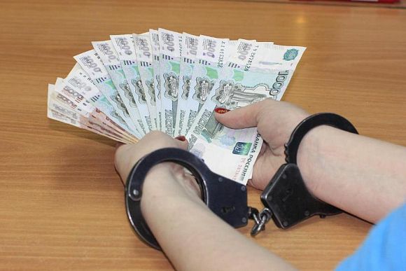 В Пензе осудили сотрудников вуза за взятки