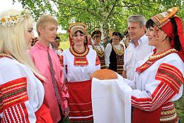 В Камешкирском районе провели обряд помолвки в мордовских традициях