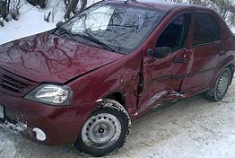 В Кузнецке в ДТП пострадали женщина и ребенок