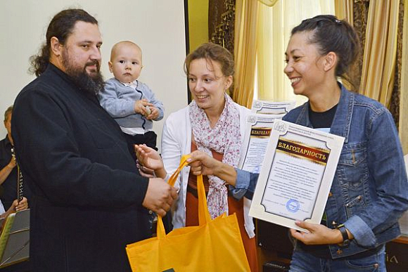 В Пензе фонд «Покров» поддержал многодетные семьи