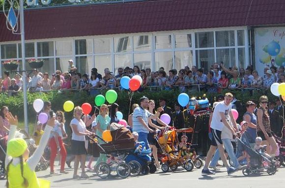 В Заречном в День города прошел традиционный парад