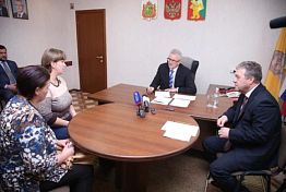 Белозерцев провел прием жителей Земетчинского района
