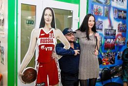 Самая высокая модель Екатерина Лисина вернулась в Пензу Самая высокая модель Екатерина Лисина вернулась в Пензу