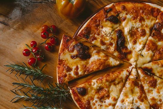 В половине российских пицц нашли фальсификат вместо сыра