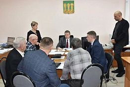 В Пензе жителям ул. Декабристов преградили путь бетонными блоками В Пензе жителям ул. Декабристов преградили путь бетонными блоками