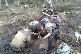 Новгородские поисковики разыскивают родственников красноармейца Л. Болдырева