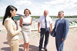 Представители Сбербанка приняли участие в визите Дмитрия Медведева в Пензу Представители Сбербанка приняли участие в визите Дмитрия Медведева в Пензу