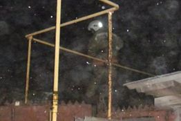 В Сосновоборском районе пожар в деревянном доме тушили 10 человек