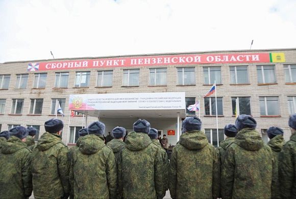 40 пензенских новобранцев отправились служить в войска ПВО