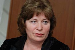 Елену Столярову попросили помочь новорожденному
