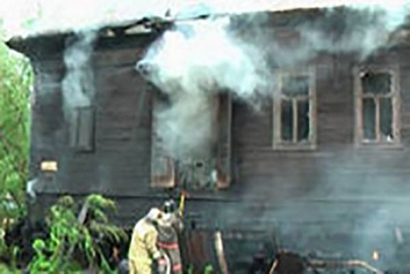 В Пензе на ул. Тухачевского пожар тушили 26 спасателей