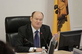 Губернатор Пензенской области потребовал усилить охрану общественного порядка Губернатор Пензенской области потребовал усилить охрану общественного порядка