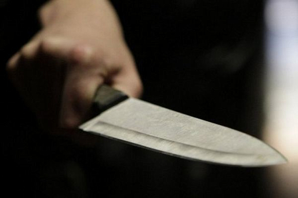 В Заречном 60-летний мужчина получил удар ножом в грудь