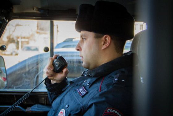 В Пензе вор-меломан похитил из автомобиля динамики и магнитолу